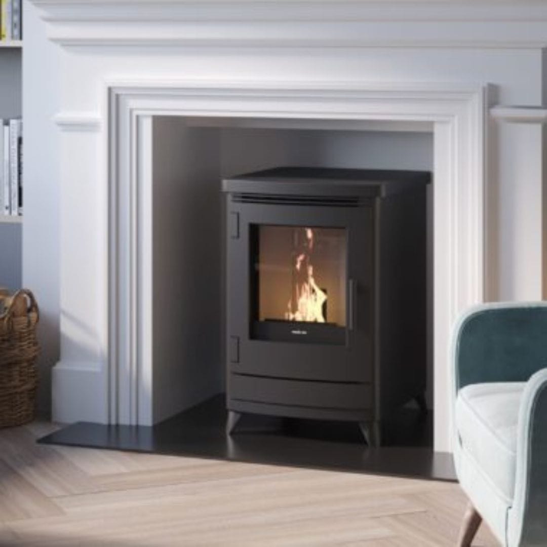 Nordic Fire Finn met voetjes Pelletkachel